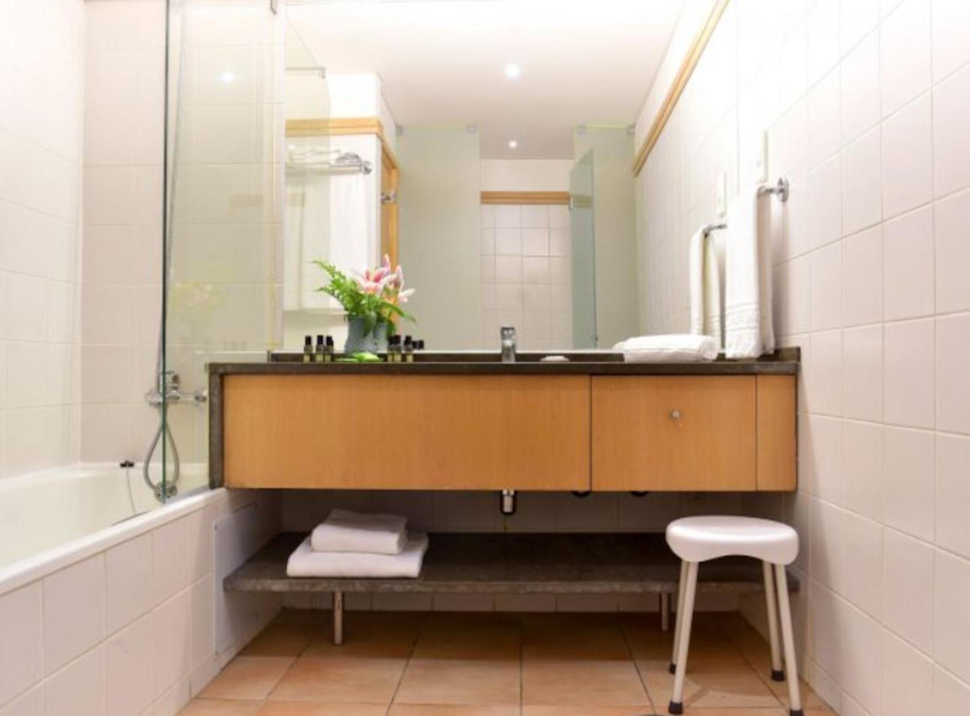Aqualuz One Bedroom Premium Apartment Lagos