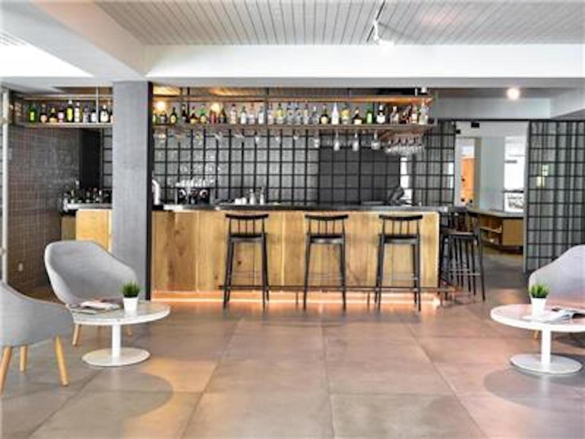 Aqualuz One Bedroom Premium Apartment *